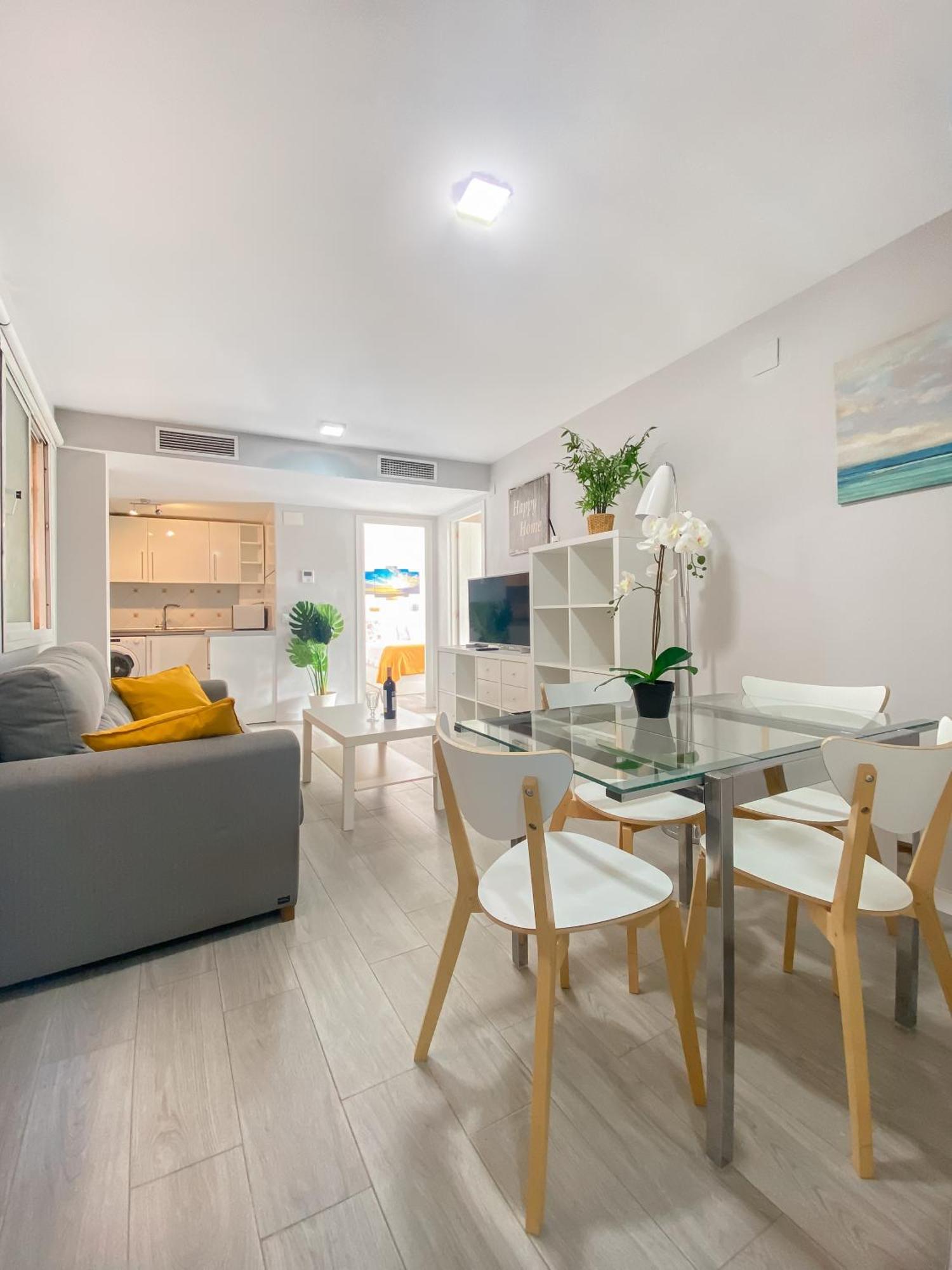 3 Rooms Y 3 Baths Y Aparcamiento Catedral Малага Екстериор снимка