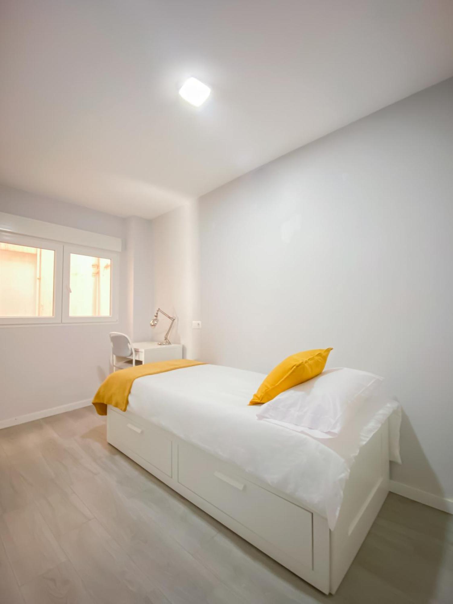 3 Rooms Y 3 Baths Y Aparcamiento Catedral Малага Екстериор снимка